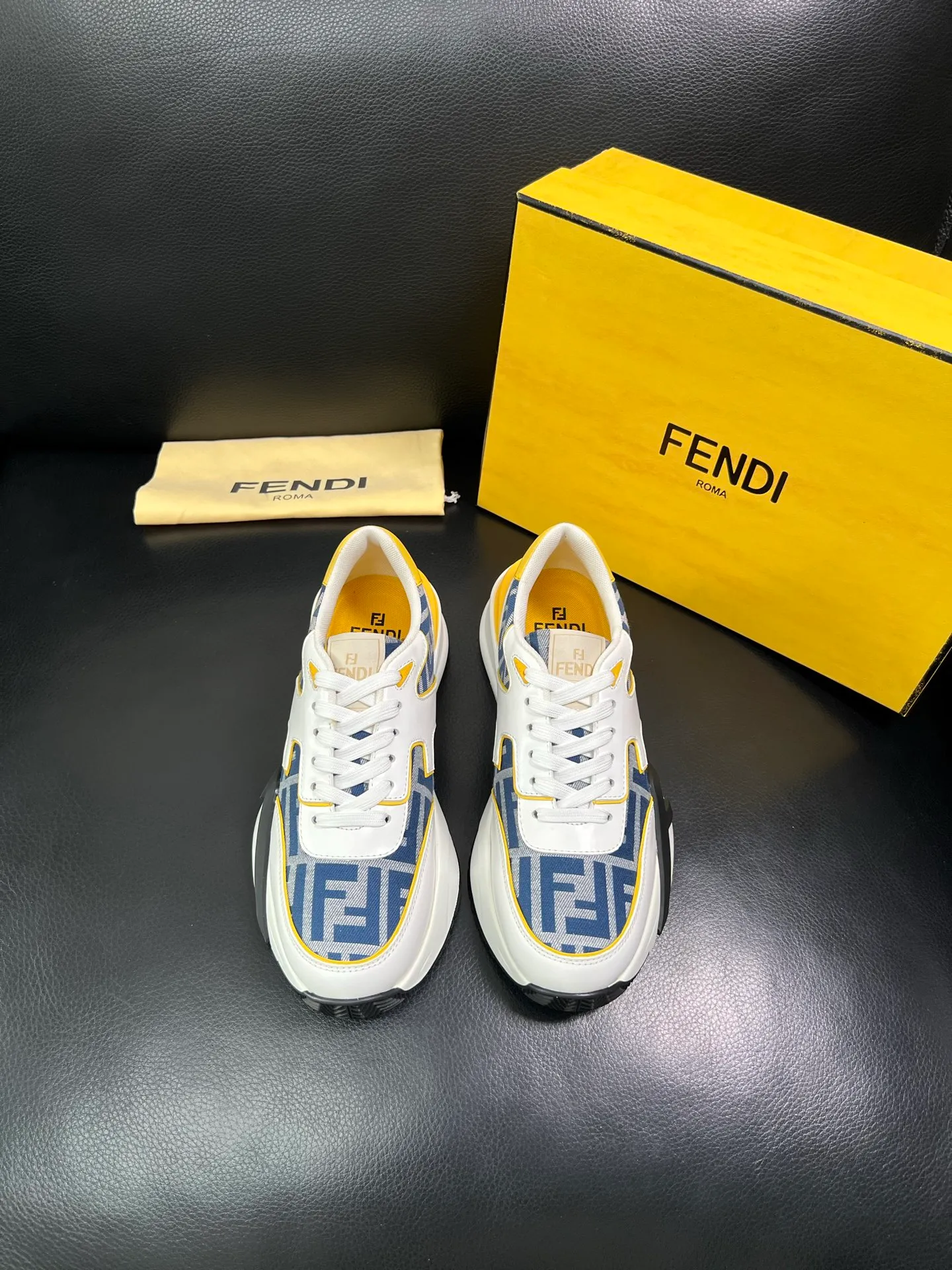 Men's shoes 💰840 FENDI top purchasing Fendi counters are equipped with the original factory, original fabrics imported from Italy, breathable and comfortable cowhide lining, soles: original soles specially provided by the original factory are super comfortable, original factory orders 🔍high quality, you can enter and exit the counter at will, welcome to compare, code number 39-44 (customized 38-45) 85856